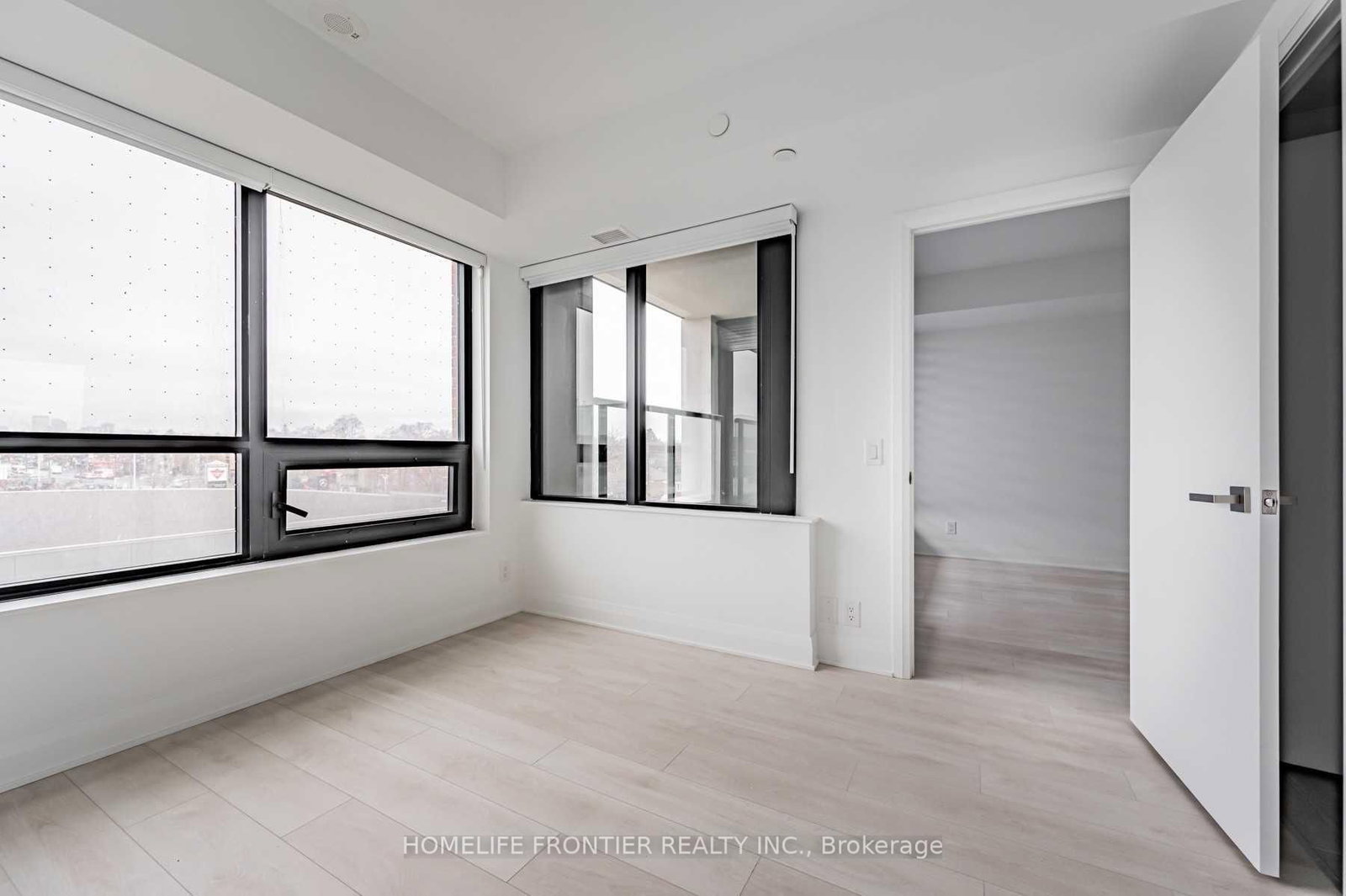 33 Frederick Todd Way • #516 • Toronto, ON photo 16