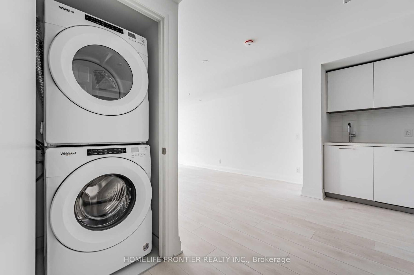 33 Frederick Todd Way • #516 • Toronto, ON photo 20