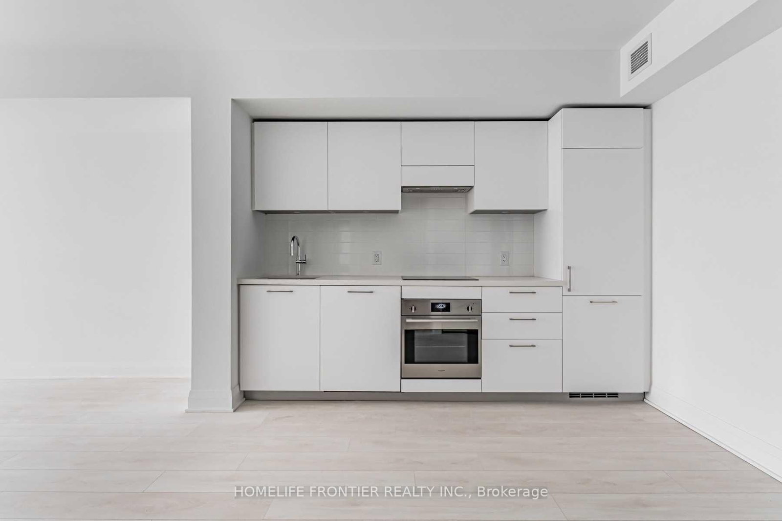 33 Frederick Todd Way • #516 • Toronto, ON photo 4