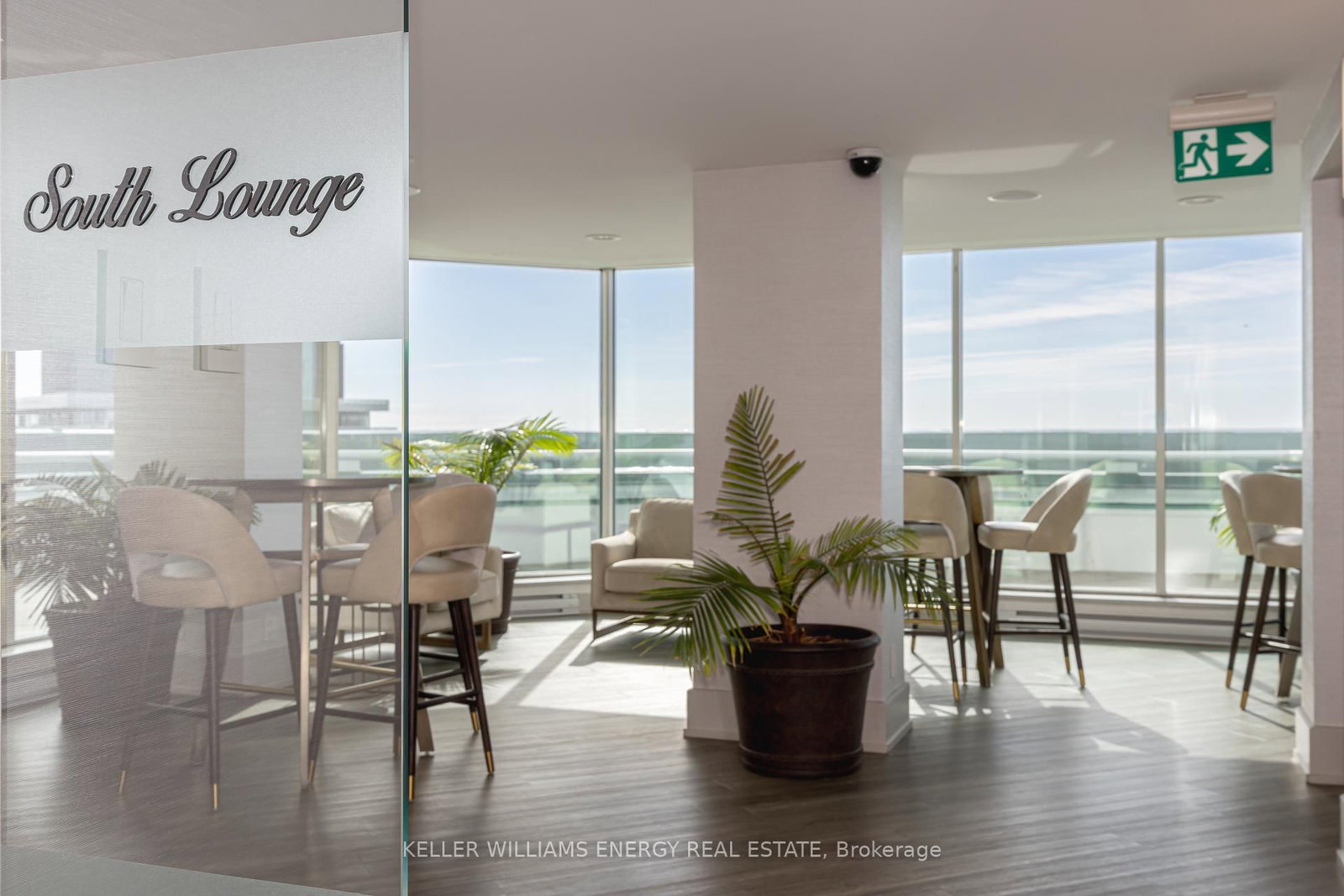 10 Yonge Street • #1604 • Toronto, ON photo 21
