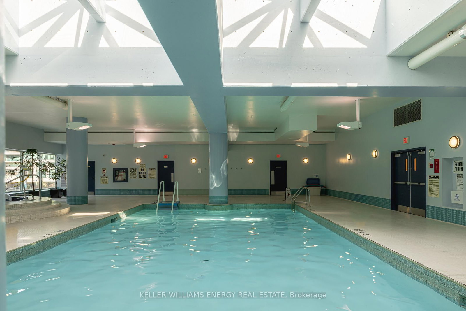 10 Yonge Street • #1604 • Toronto, ON photo 36
