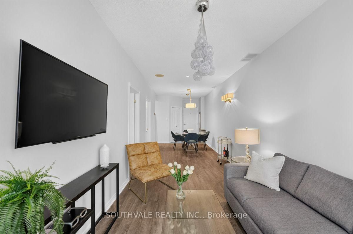 393 King St. W • #1107 • Toronto, ON photo 17