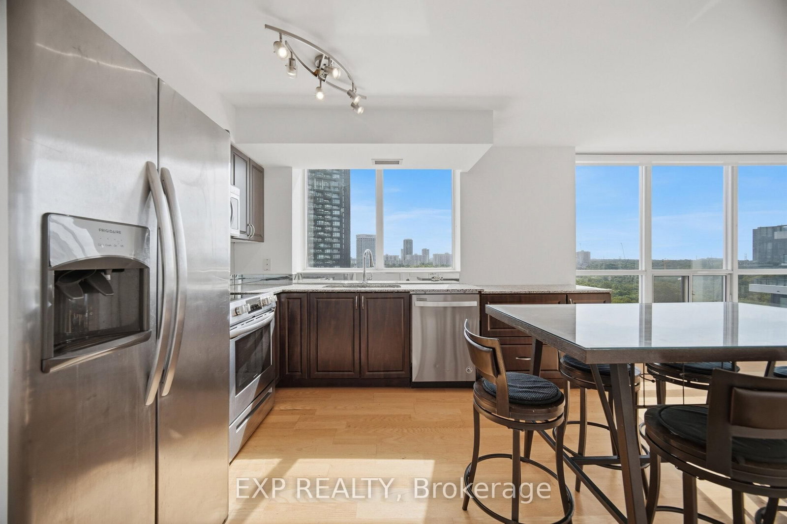 1103 Leslie Street • #1103 • Toronto, ON photo 7