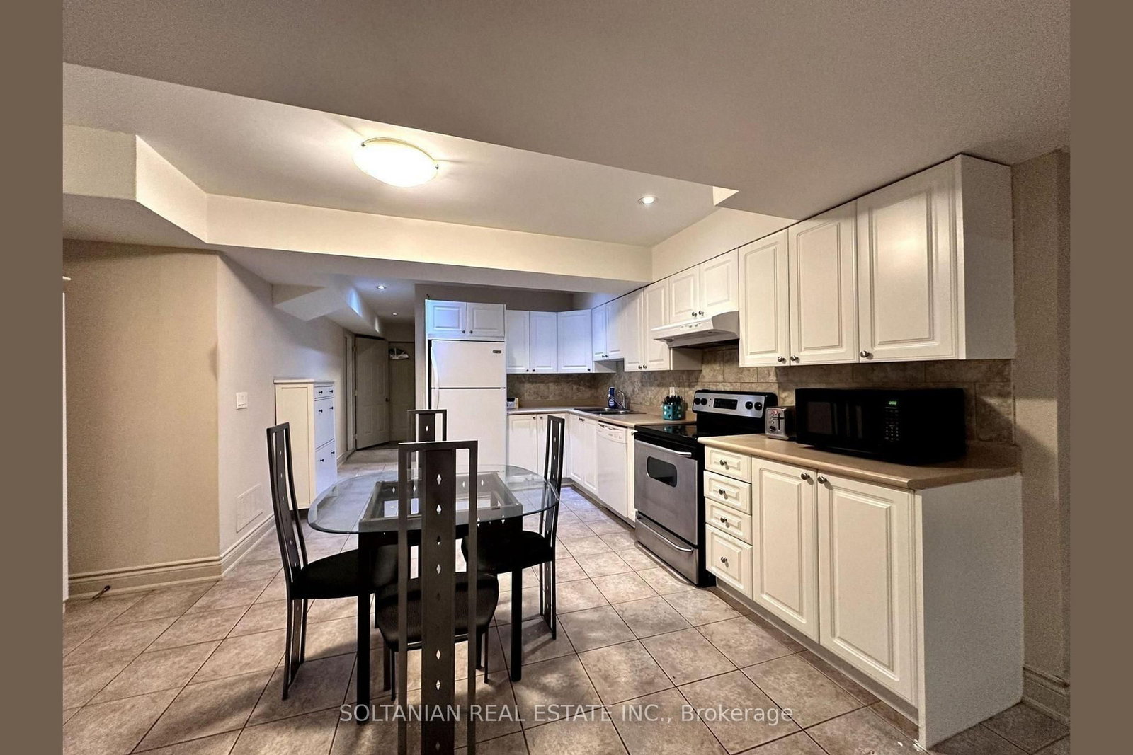 Bsmt - 164 Newton Drive, Toronto 5
