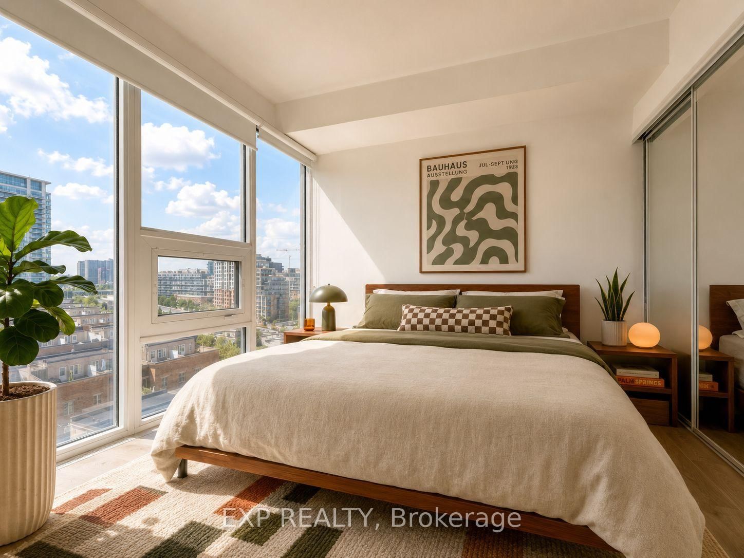 19 Western Battery Road • #811 • Toronto, ON photo 5