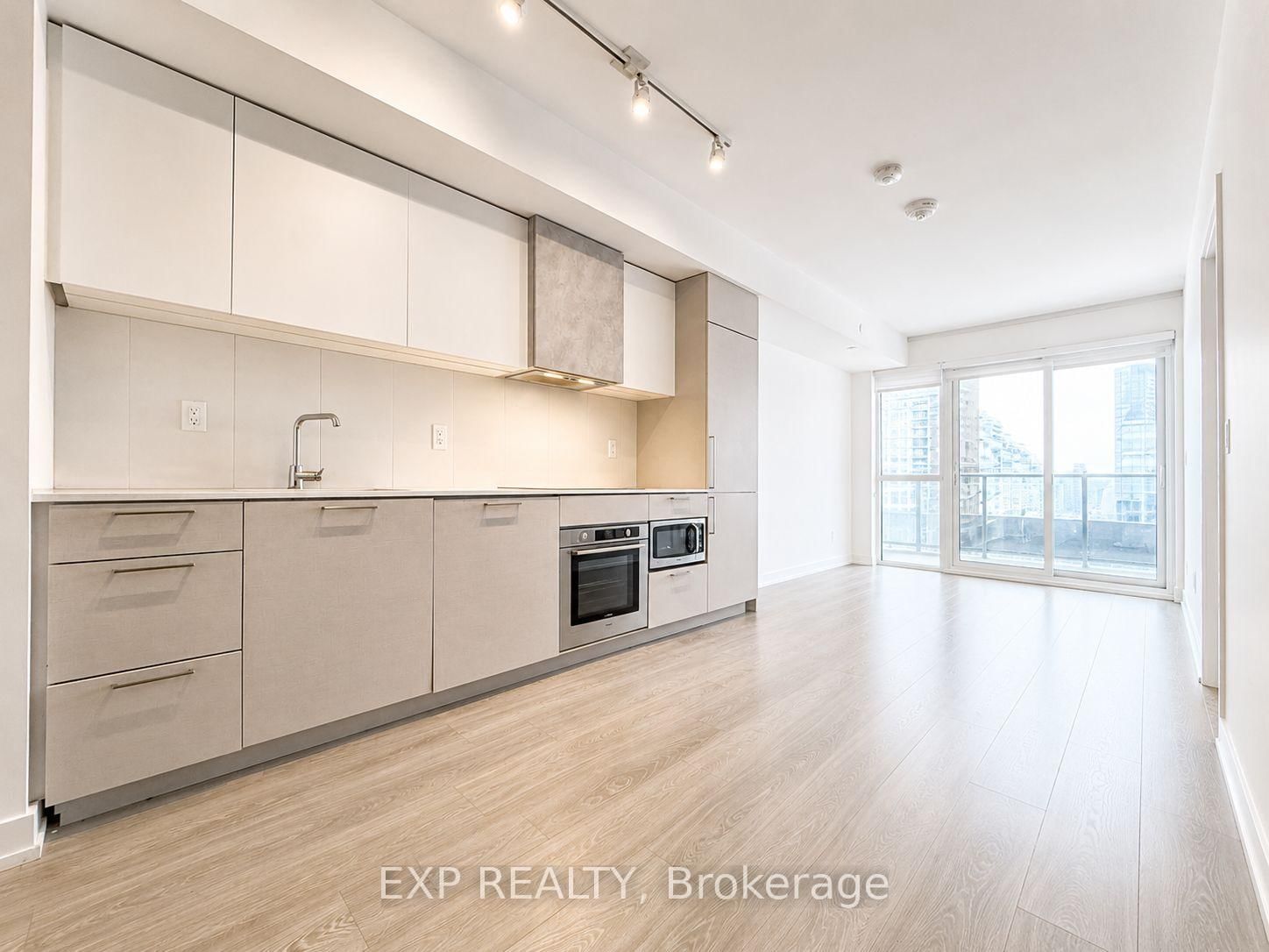 19 Western Battery Road • #811 • Toronto, ON photo 9