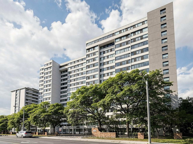 708 - 3000 Bathurst Street