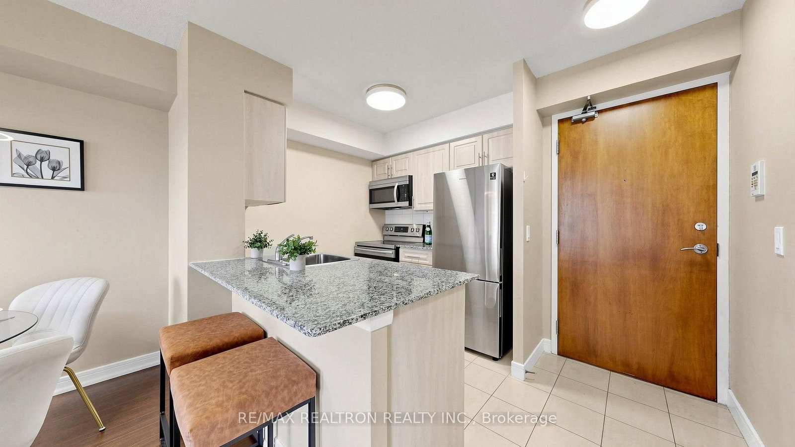 31 Bales Avenue • #1708 • Toronto, ON photo 10