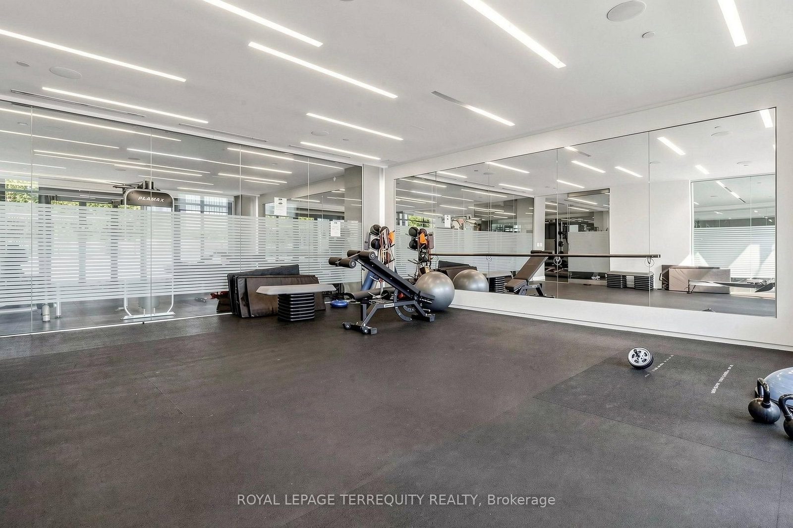55 Regent Park Boulevard • #415 • Toronto, ON photo 39