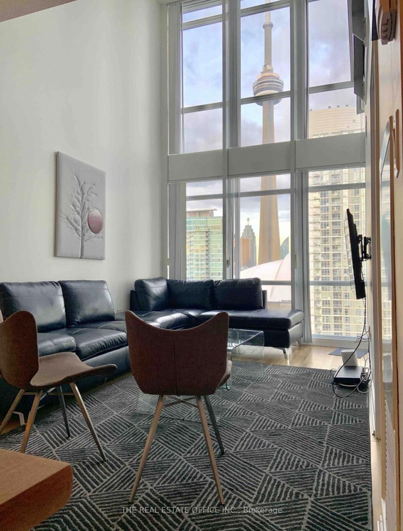 2808 - 15 Fort York Boulevard