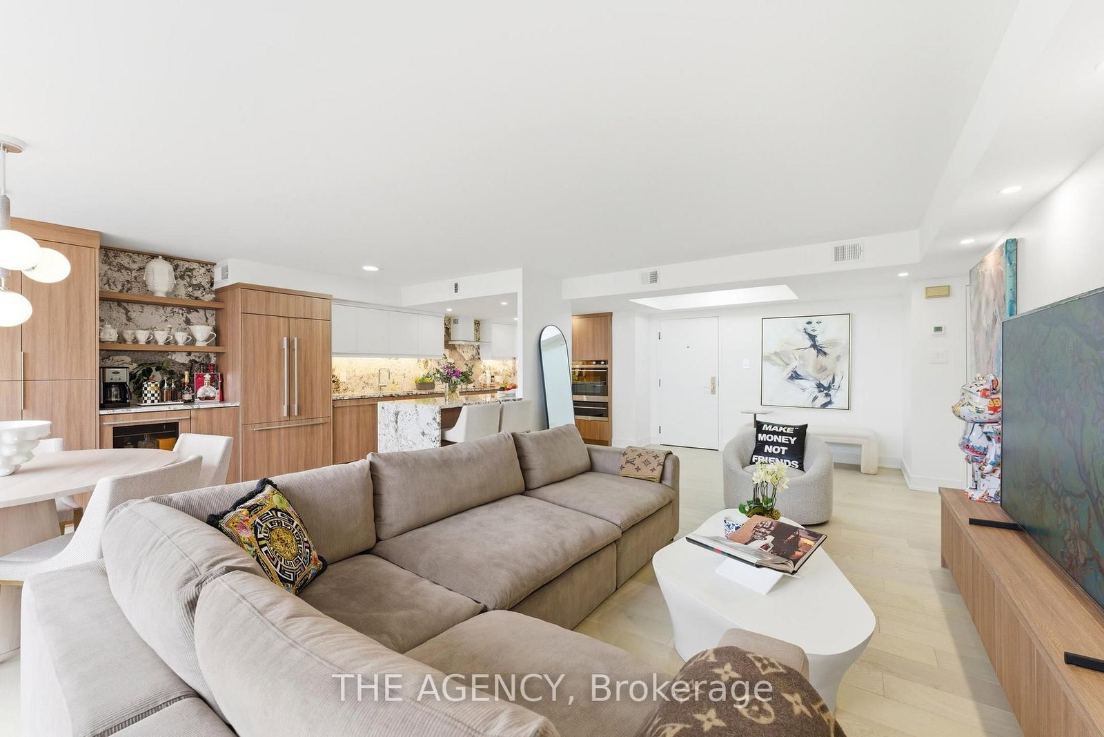 900 Yonge Street • #902 • Toronto, ON photo 11