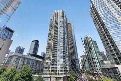 2109 - 10 NAVY WHARF Court