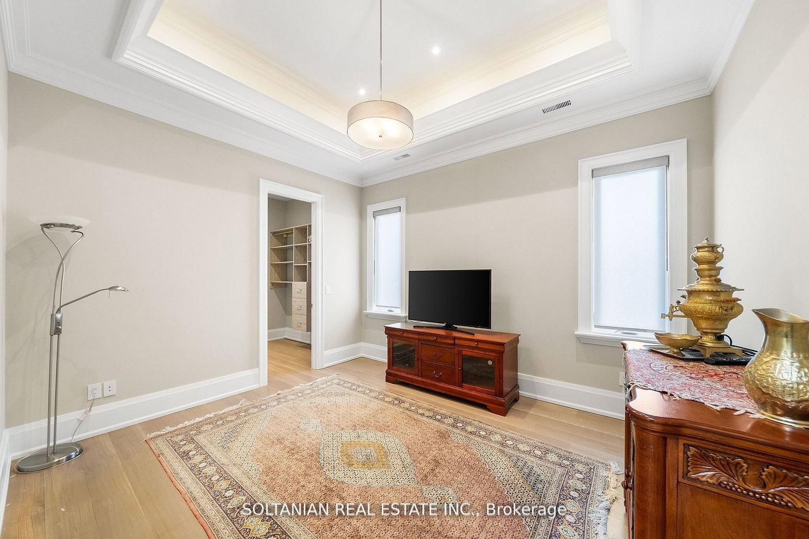 319 Betty Ann Drive • Toronto, ON photo 32
