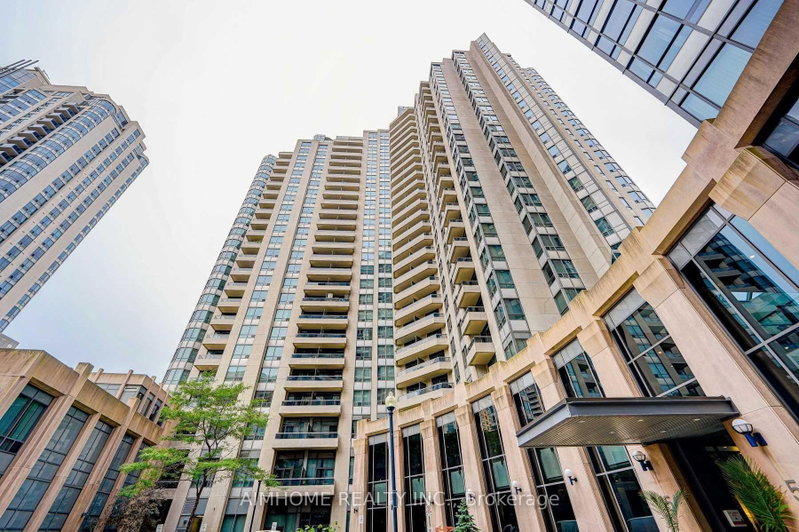 2224 - 15 Northtown Way