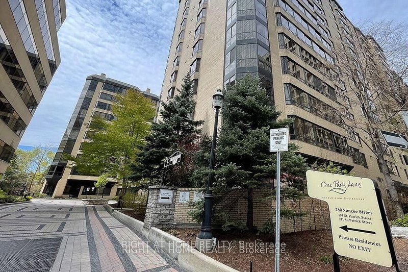 404 - 280 Simcoe Street