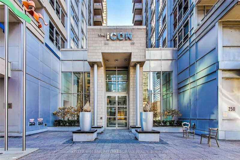 339 - 250 Wellington Street W