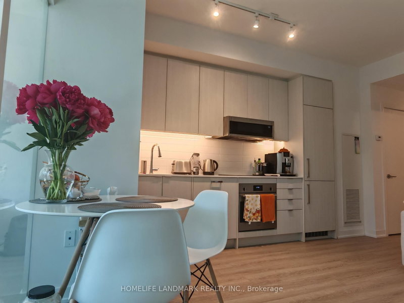 310 - 250 Lawrence Avenue W