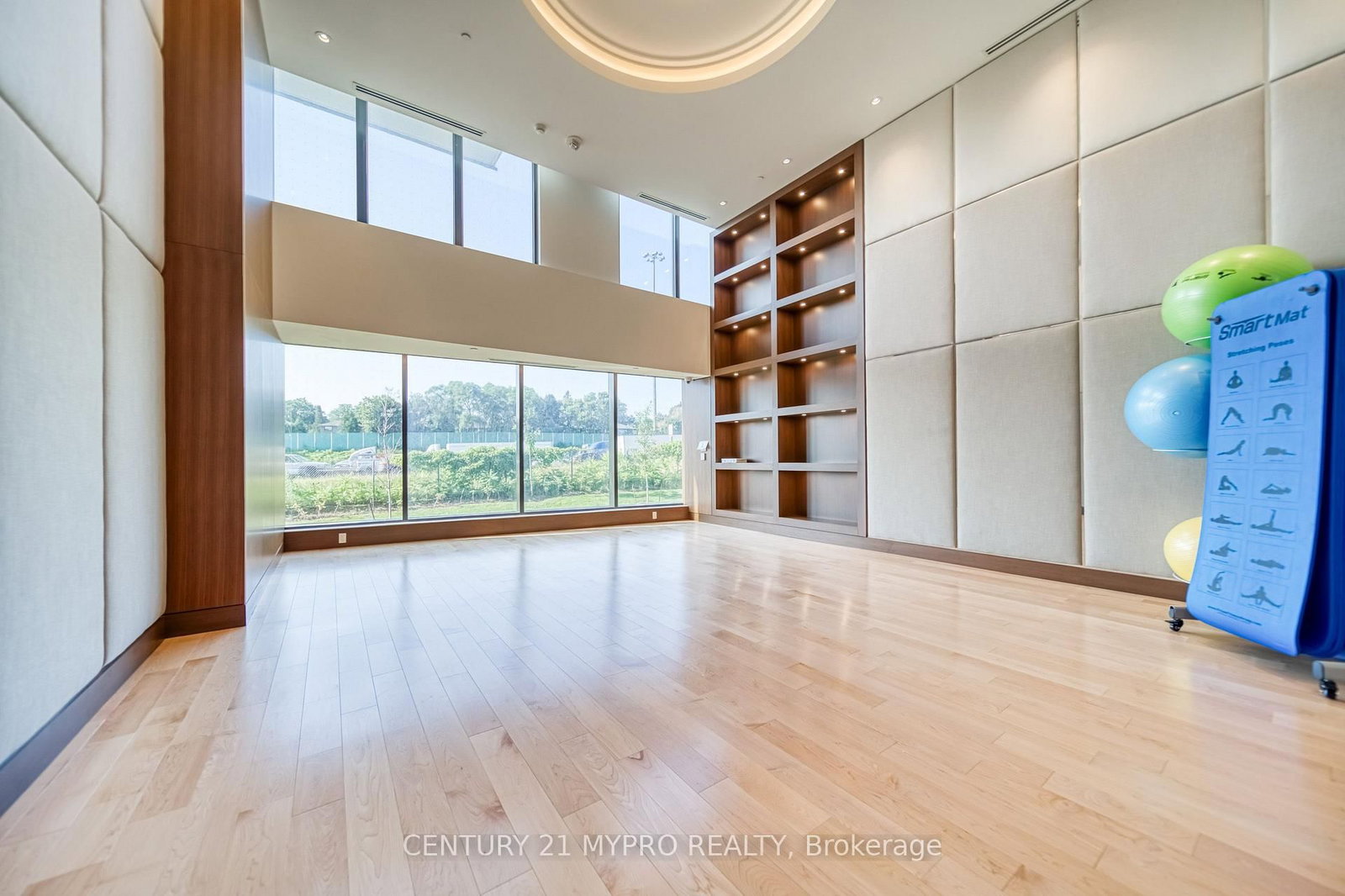 95 Mcmahon Drive • #506 • Toronto, ON photo 16