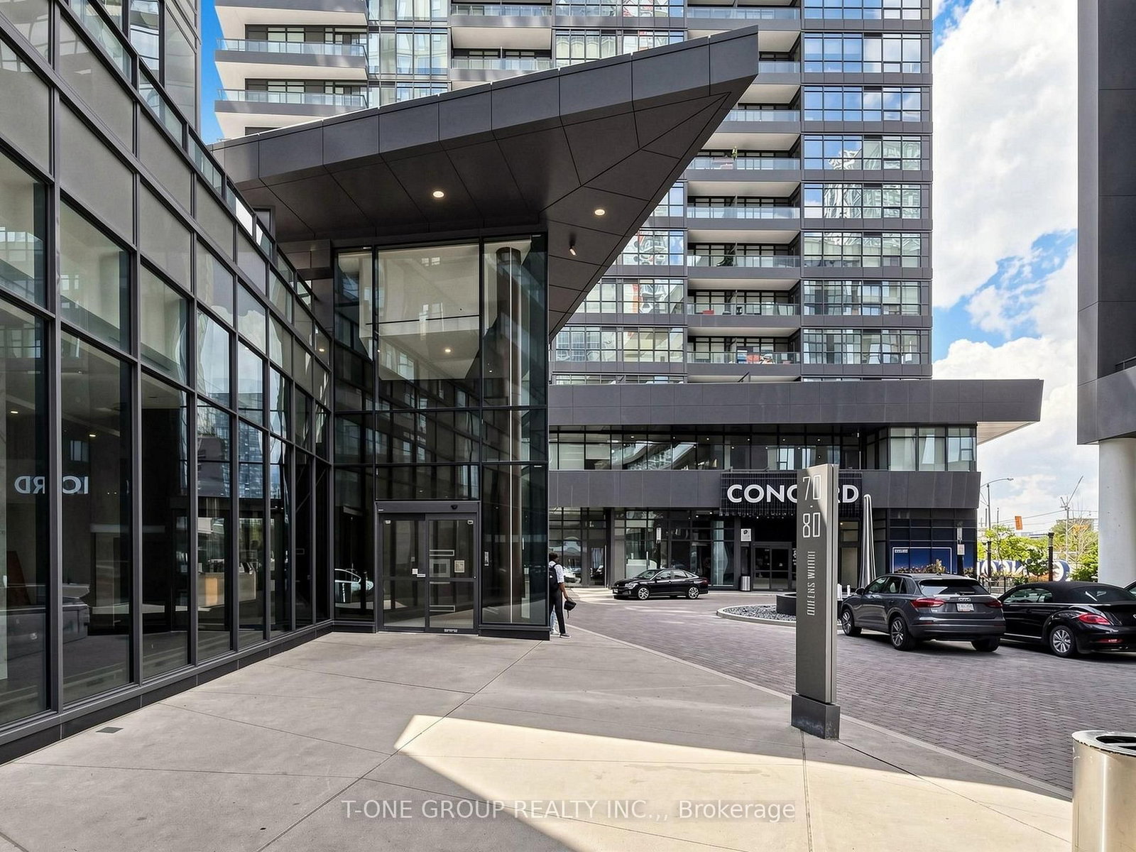 80 Queens Wharf Road • #309 • Toronto, ON photo 4