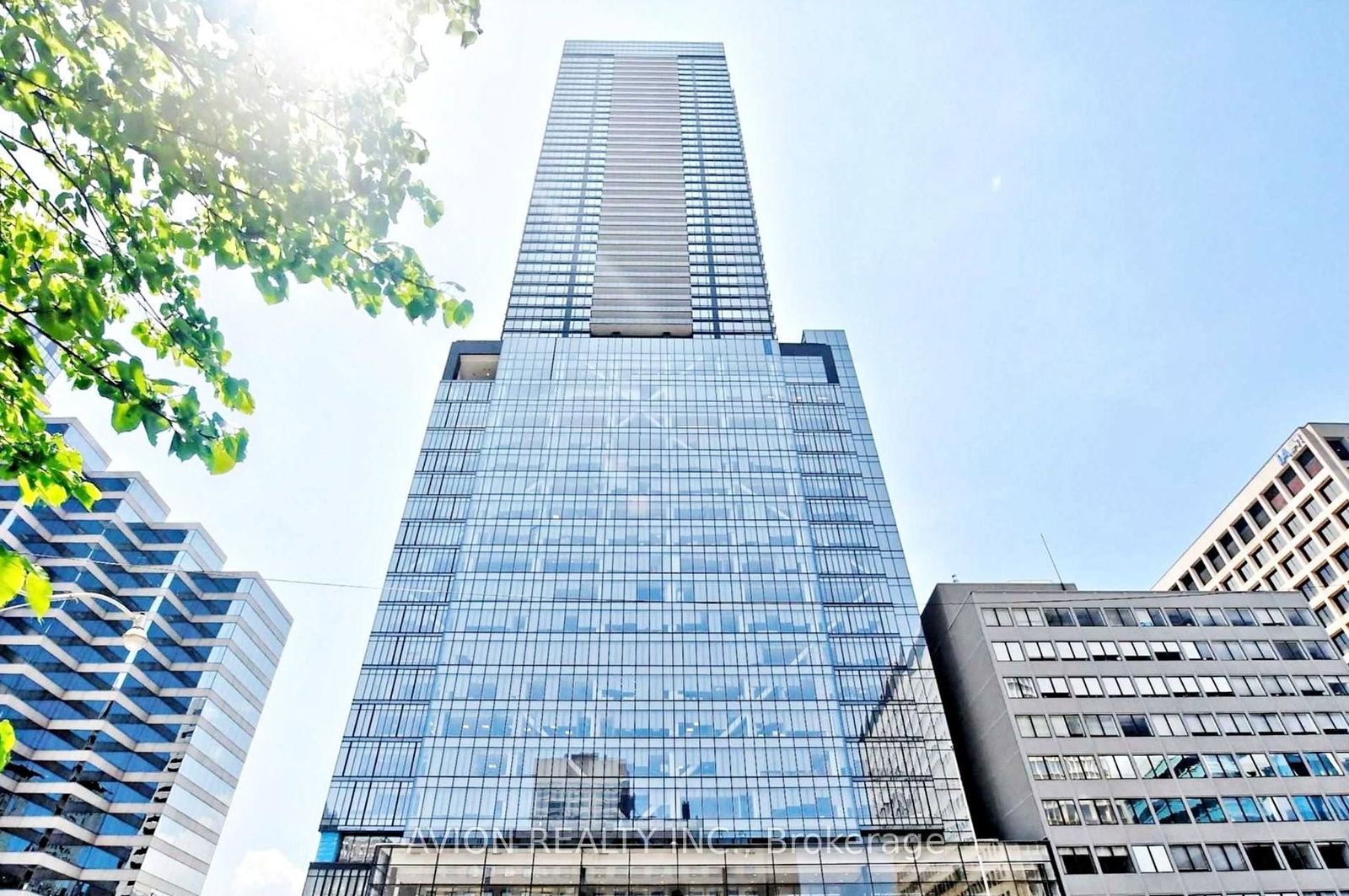 4711 - 488 University Avenue, Toronto 2