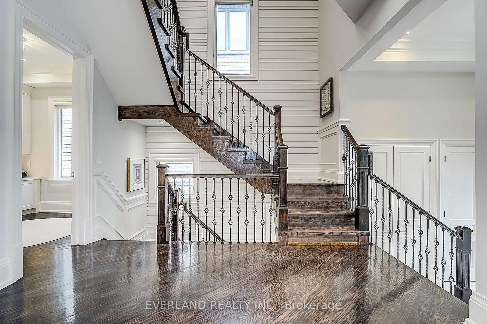 274 Joicey Boulevard • Toronto, ON photo 11