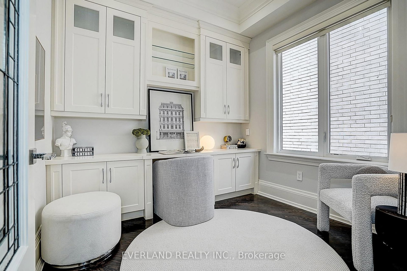 274 Joicey Boulevard • Toronto, ON photo 12
