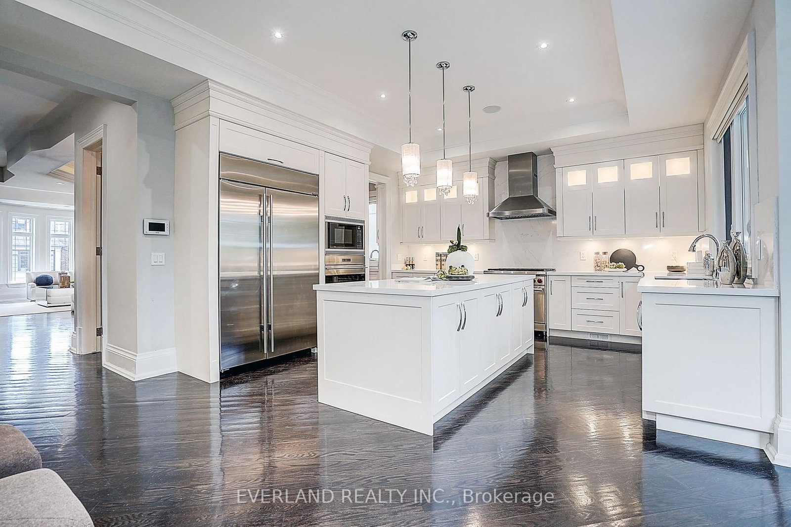 274 Joicey Boulevard • Toronto, ON photo 17