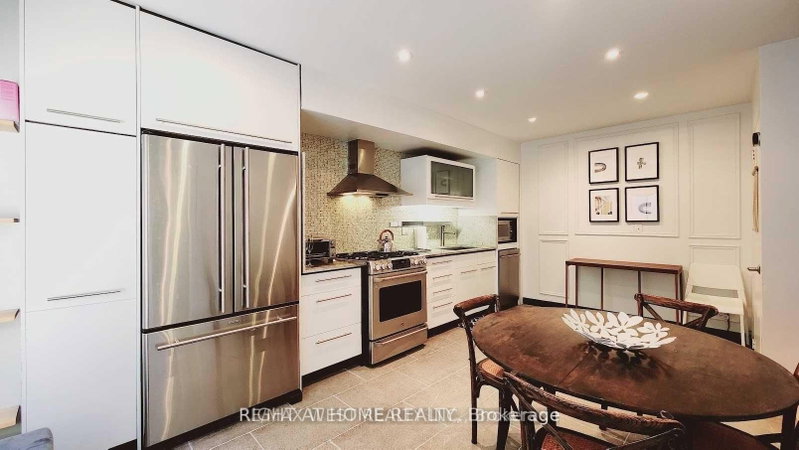 Unit C - 388 Manning Avenue