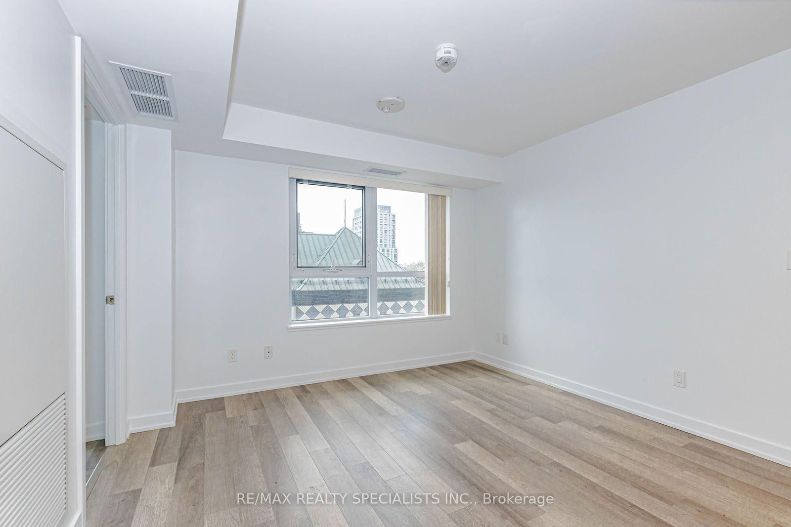 181 Huron Street • #604 • Toronto, ON photo 11