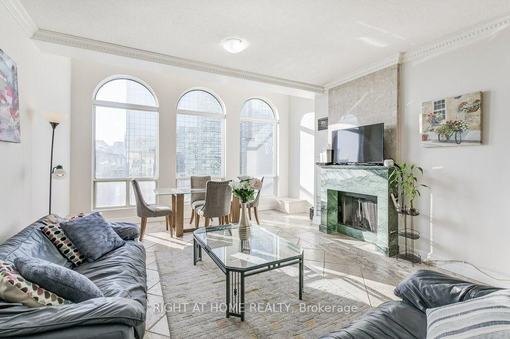 25 Grenville Street • #PH2 • Toronto, ON photo 15