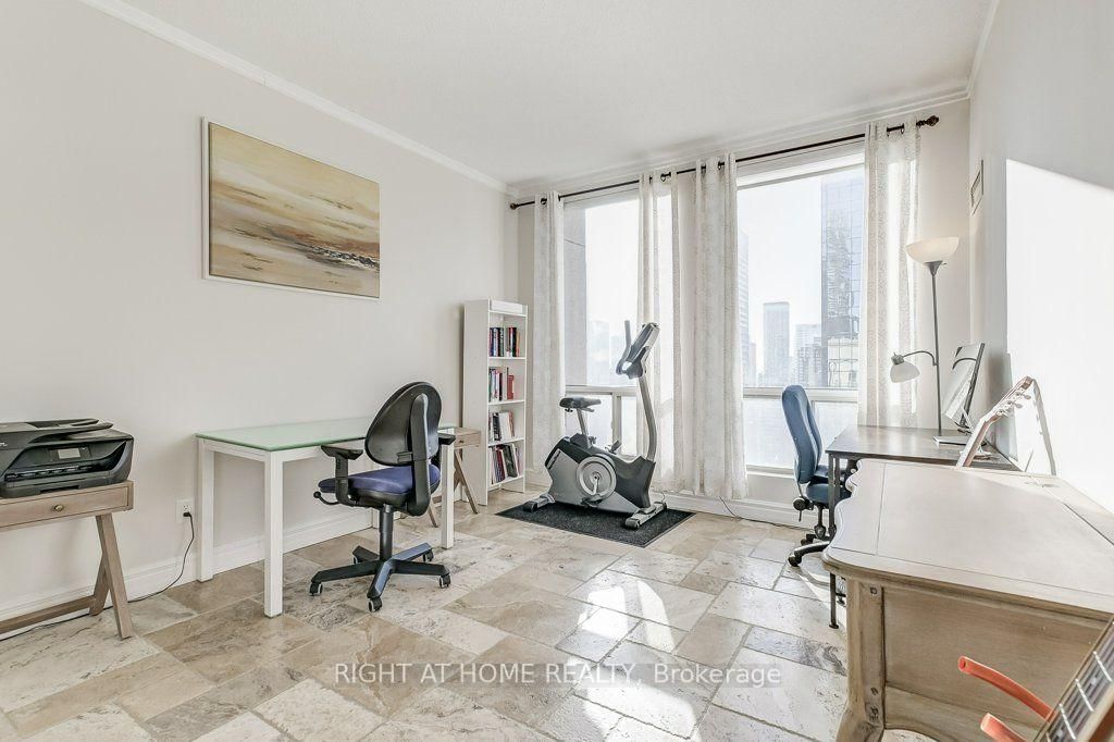 25 Grenville Street • #PH2 • Toronto, ON photo 27