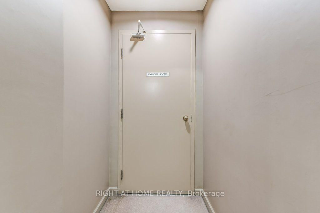 25 Grenville Street • #PH2 • Toronto, ON photo 30