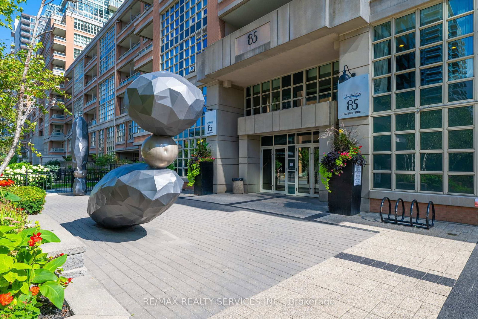 85 East Liberty Street • #1802 • Toronto, ON photo 4