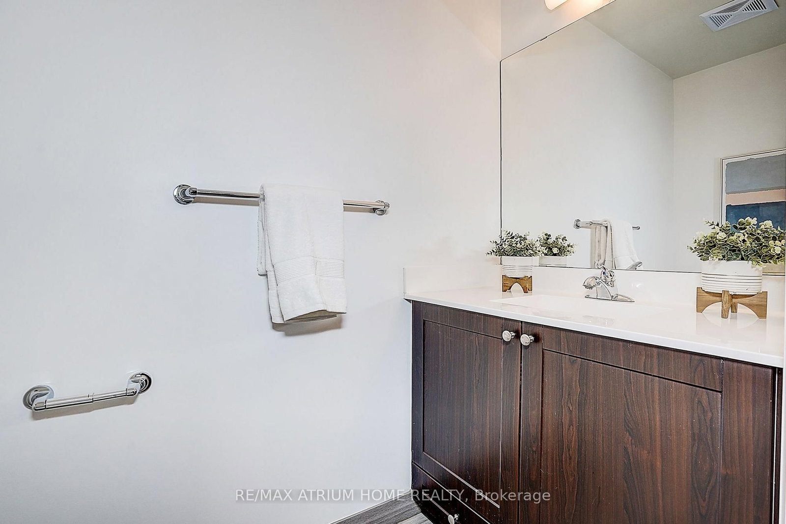 55 Ann O'reilly Road • #810 • Toronto, ON photo 25