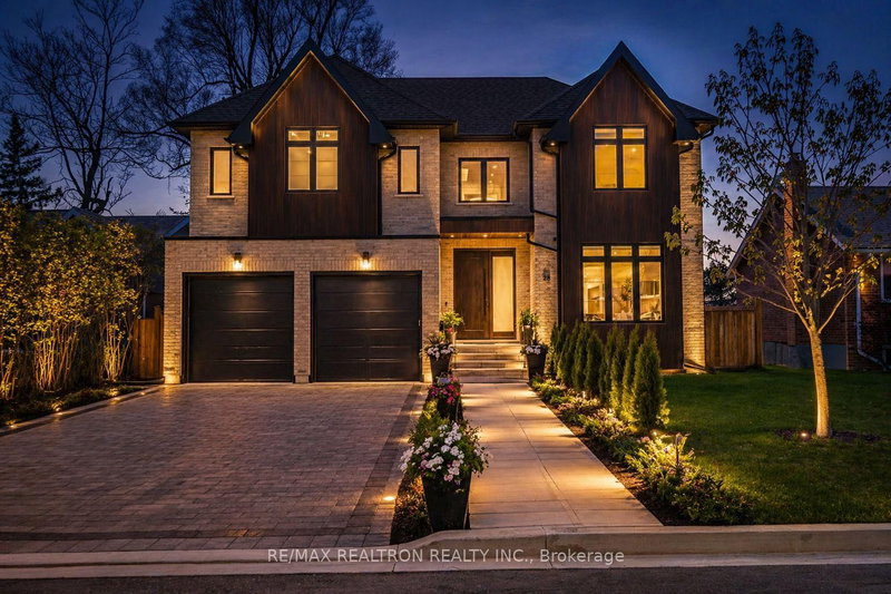 28 Ternhill Crescent