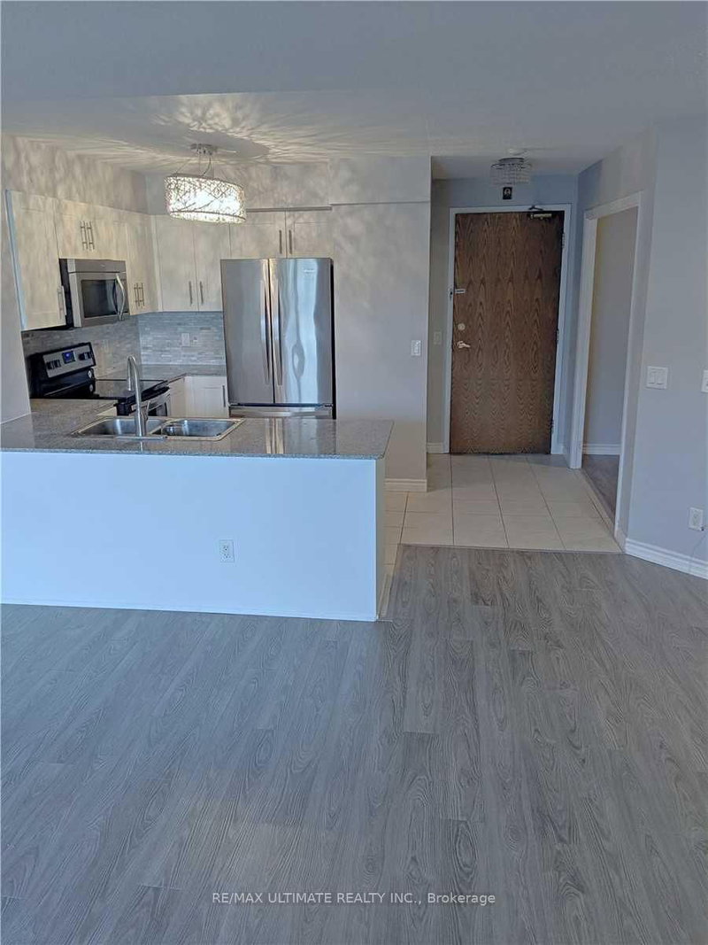 202 - 1730 Eglinton Avenue E