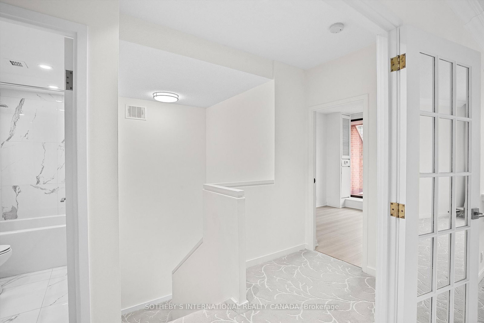 55A Avenue Road • #408 • Toronto, ON photo 24