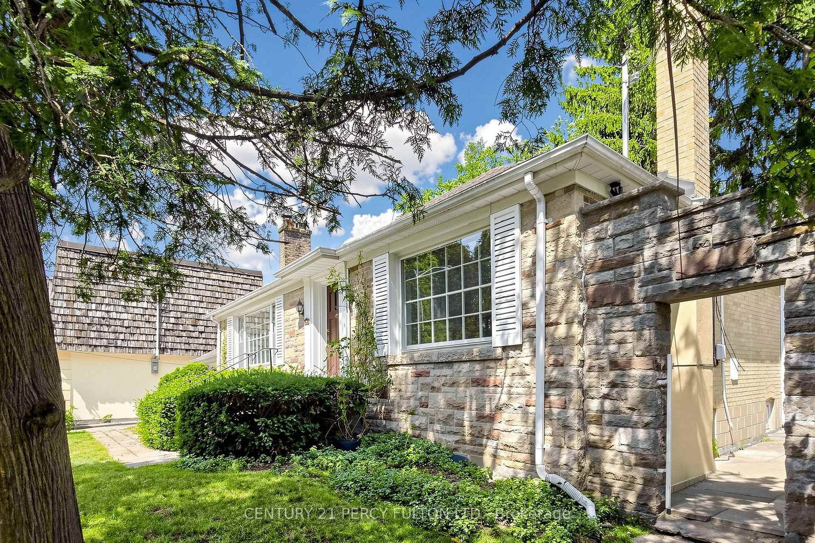 50 Plymbridge Road, Toronto 3