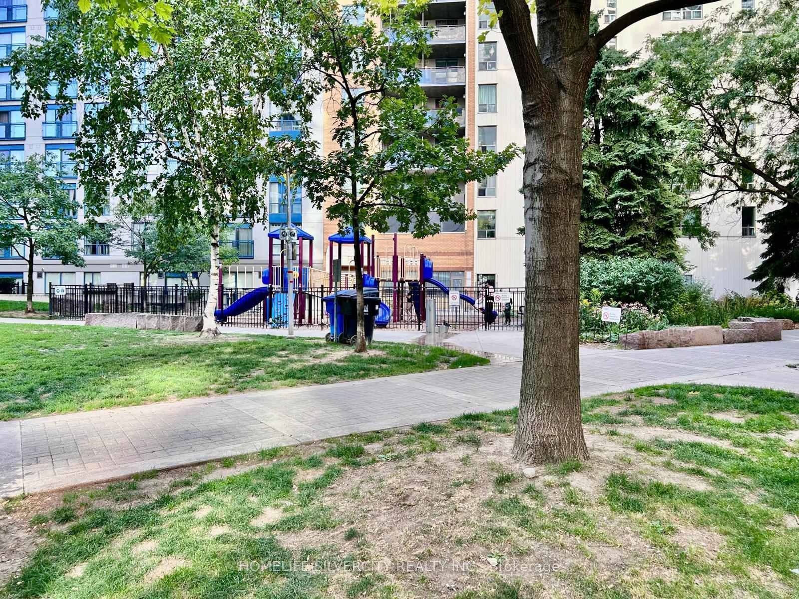 76 Shuter Street • #302 • Toronto, ON photo 17
