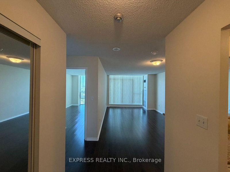 PH11 - 39 Pemberton Avenue