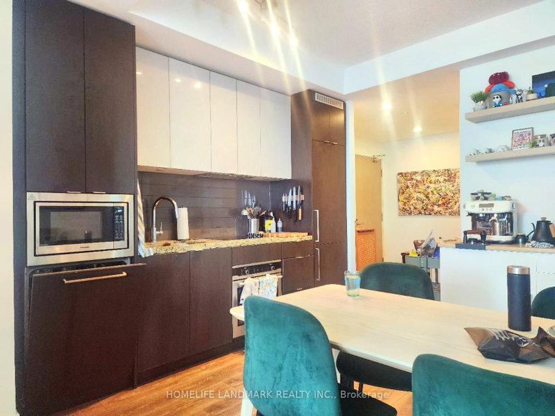 4305 - 125 Blue Jays Way