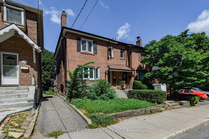Bsmt - 140 Davisville Avenue