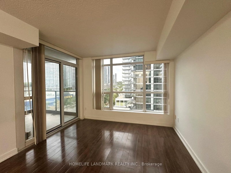 703 - 29 Singer Court
