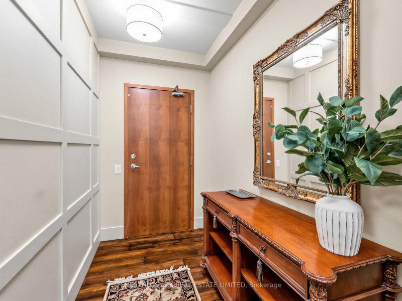 318W - 500 Queens Quay