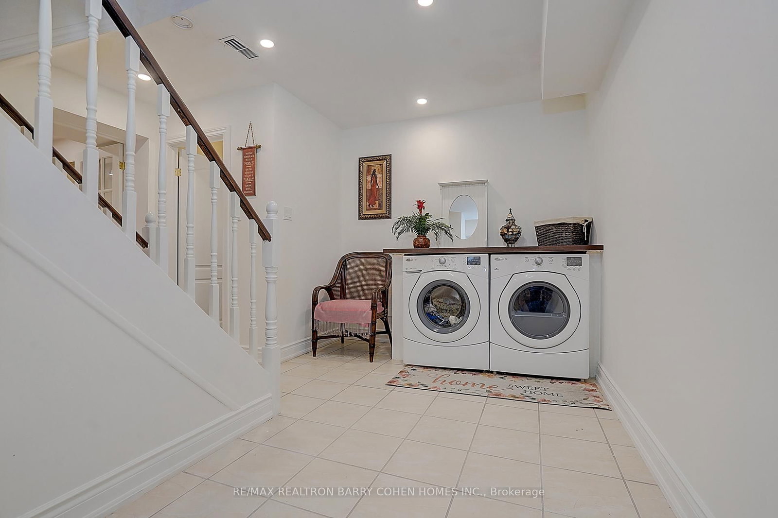 321 Lawrence Avenue E • Toronto, ON photo 36