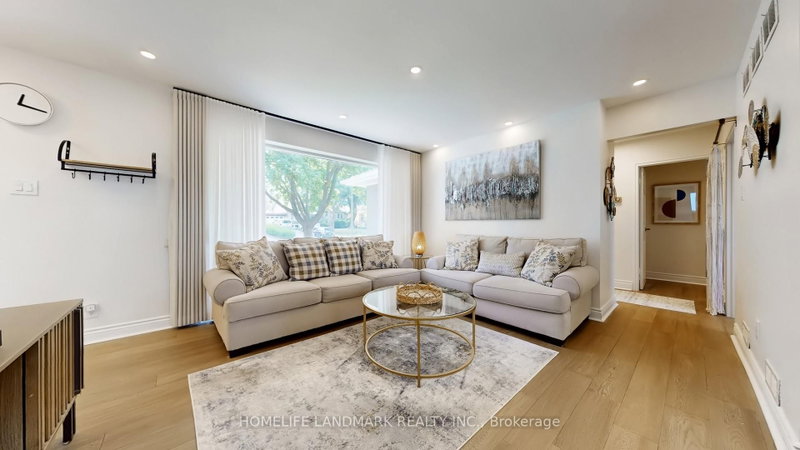 30 Paperbirch Drive