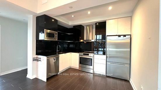 707 - 72 Esther Shiner Boulevard