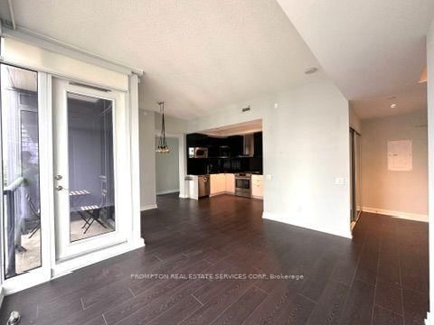 707 - 72 Esther Shiner Boulevard