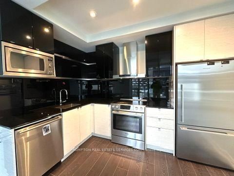707 - 72 Esther Shiner Boulevard