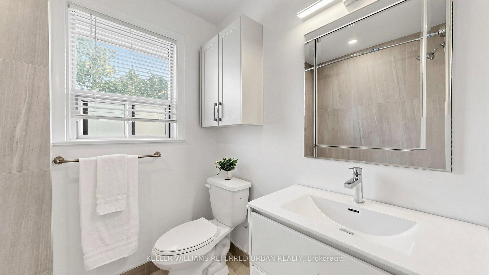 Detached House for lease at 104 Otonabee Avenue, Toronto, Ontario, M2M 2S8 - Newtonbrook East - MLS: C13704792
